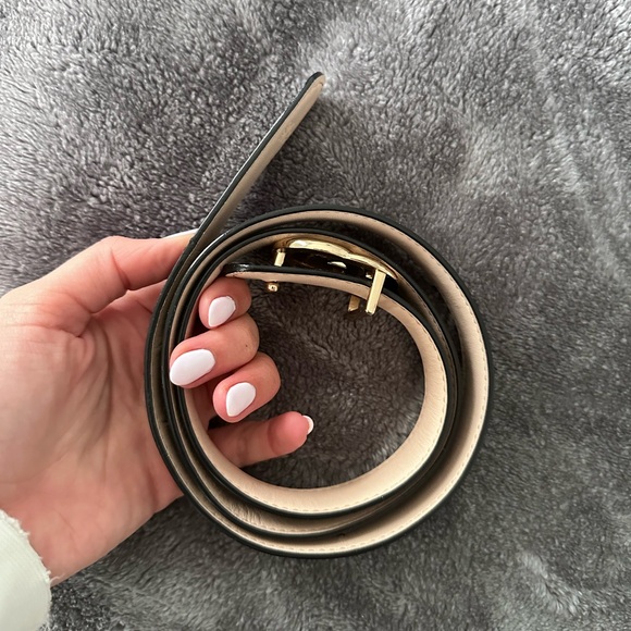 Gucci Reversible Belt THIN PATENT DOUBLE G BELT - Picture 2 of 7